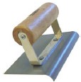 4" x 6" OUTSIDE EDGE TOOL, WOOD HANDLE
