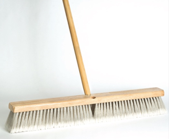 18" SYNTHETIC FLOOR SWEEP