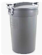 RUBBERMIAD ANIMAL STOPPER 32 GAL REFUSE CAN W/ LID AND STRAPS